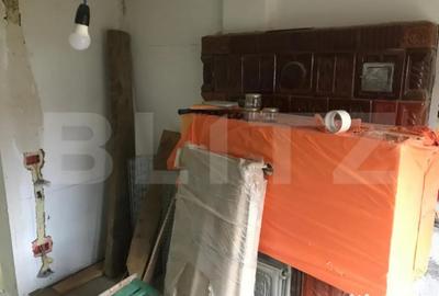 Casă cu 3 camere cu Teren 3400 Mp în Central - 12