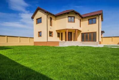 Casă cu 4 camere cu Canalizare în Hărman - 1