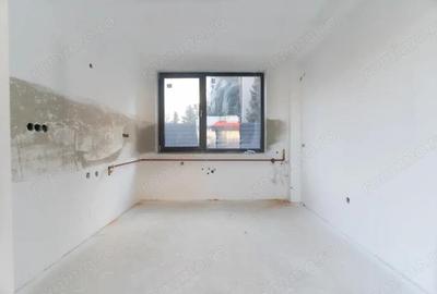 Casă cu 5 camere cu Canalizare în Câmpului - 6