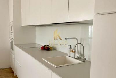 Apartament cu 3 camere decomandat în Central - 1