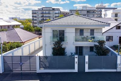 Casa eleganta 4 camere in zona Hanul Piratilor – 236 mp, teren 350 mp, mobilata - 1