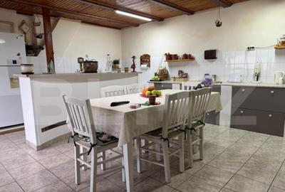 Casa de vanzare cu teren generos la doar 15 minute de - 19