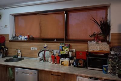Apartament cu 4 camere semidecomandat în Prelungirea Ghencea - 12