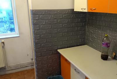 Apartament cu 2 camere semidecomandat în Piața Veche - 7