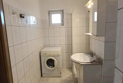Vand apartament cu 2 camere decomandat, la UTA - 9