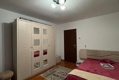 Garsonieră decomandată, mobilată în Tineretului