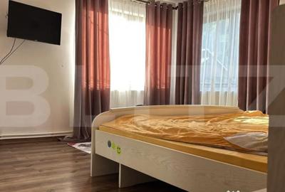 Casă cu 12 camere cu Teren 2000 Mp în Central - 10
