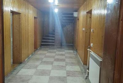 Incichiriez parterul unei case cu etaj . - 10