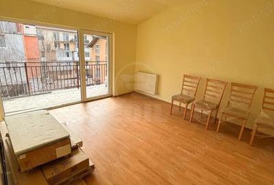 Apartament cu 2 camere decomandat în Central - 2