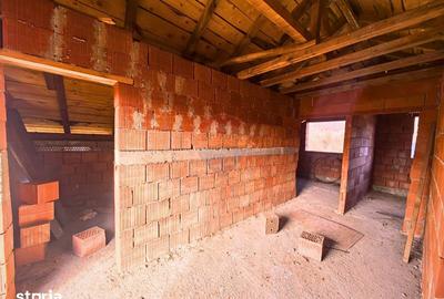 Casă cu 3 camere cu Teren 450 Mp în Cicârlău - 2