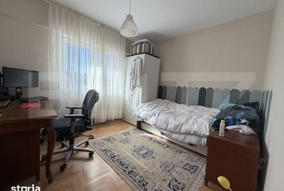 Apartament cu 4 camere decomandat în Central - 9
