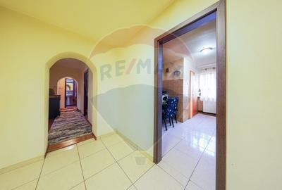 4 camere spatioase si excelent izolate, aproape de oras, in zona Uzina - 3