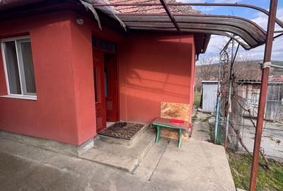 Casă cu 4 camere în Central - 6