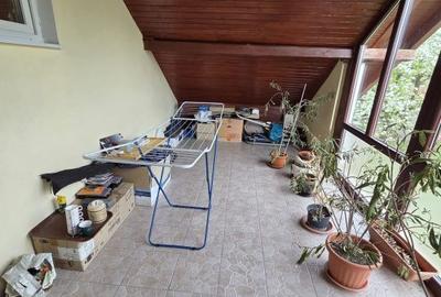 Casă cu 5 camere cu Teren 1800 Mp în Central - 1