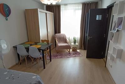 Garsonieră decomandată în Micro 9 - 3