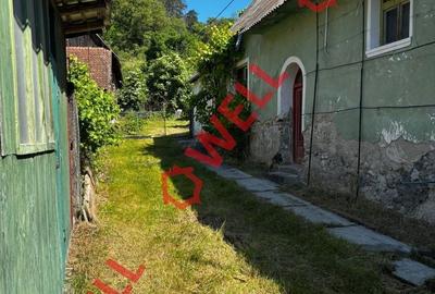 Casă cu 2 camere cu Teren 1842 Mp în Homorod - 16
