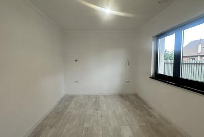 Casa pe un singur nivel 4 camere , in zona Harman Casa pe un singur nivel 4 camere , in zona Harman - 8