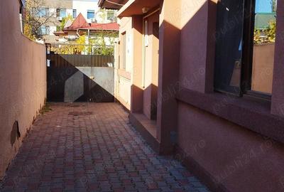 Casă cu 4 camere în Bucureștii Noi - 9