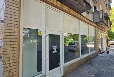 Spațiu comercial, de 78 mp, în Militari - 2
