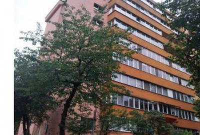 Apartament cu 3 camere semidecomandat în Central - 2