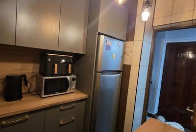 Apartament cu 2 camere decomandat în Faleză