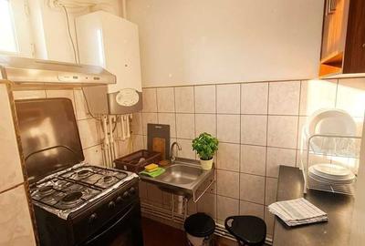 Garsonieră decomandată în Central - 1