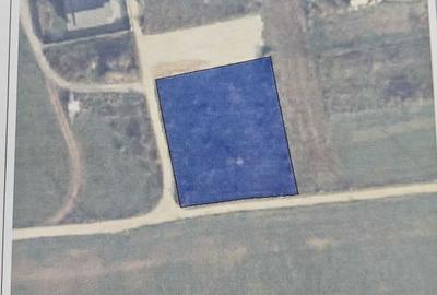 Teren de 960 mp, în Mihai Viteazu - 3