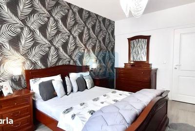 Apartament cu 3 camere decomandat în Livezeni - 9