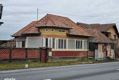 Casă cu 3 camere cu Teren 66 Mp în Central