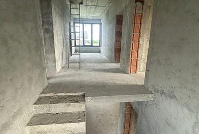 Casă cu 4 camere în Dârvari - 1