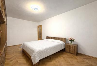 Apartament cu 2 camere decomandat, mobilat în Aradului