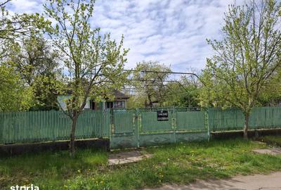 Teren de 3478 mp, în Podenii Noi - 1
