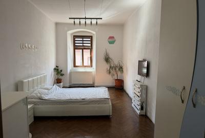 Garsonieră semidecomandată, mobilată în Central