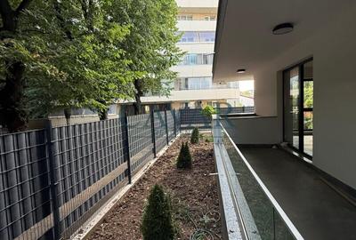 Apartament cu 3 camere decomandat în Eroii Revoluției - 12