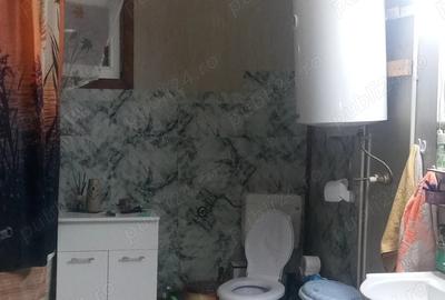 Casă cu 5 camere cu Teren 500 Mp în Păulești - 2