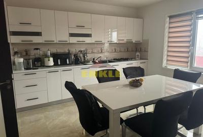 Casă individuală cu 5 camere cu Canalizare în Curtești - 1