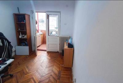 Garsonieră în Casa de Cultură - 1