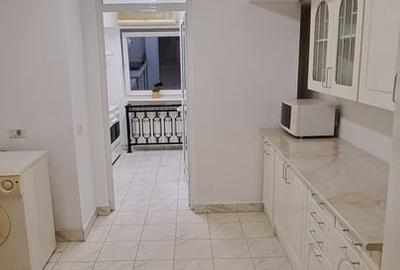 Apartament cu 3 camere decomandat în Decebal - 4