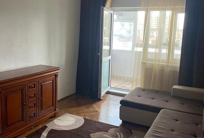 Apartament 2 camere - zona Delfinariu - 500 euro/luna(Cod E2)