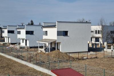 Casa noua cu etaj Bercu Rosu - 3