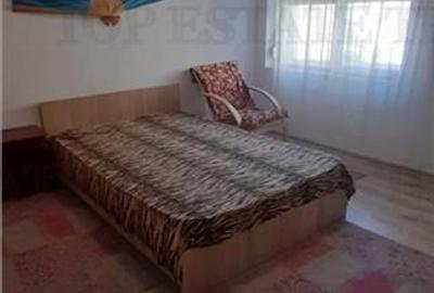Unirii Marasesti apartament  in vila etaj 1/2 - 4