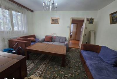 Apartament cu 3 camere semidecomandat în Podu Roș - 3