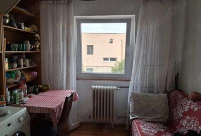 Apartament cu 2 camere decomandat în Buziașului - 3