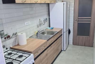 Apartament cu 2 camere decomandat în Micro 19 - 7