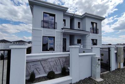 Duplex cu 4 camere cu Canalizare în Moșnița Veche - 2