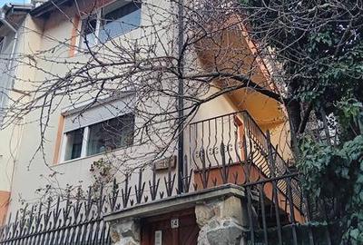 Casă cu 4 camere cu Teren 200 Mp în Schei - 5