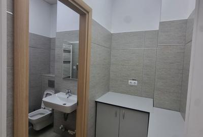 Spațiu comercial, de 82 mp, în Micro 12 - 6