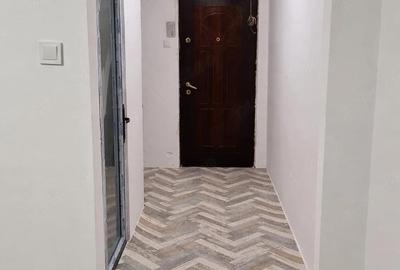 Apartament cu 3 camere decomandat în Astra - 7