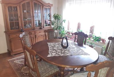 Apartament cu 3 camere decomandat în Sinaia