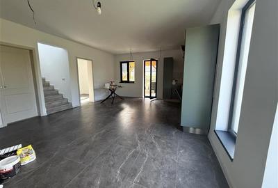 Casă individuală cu 5 camere cu Canalizare în Aeroport - 11